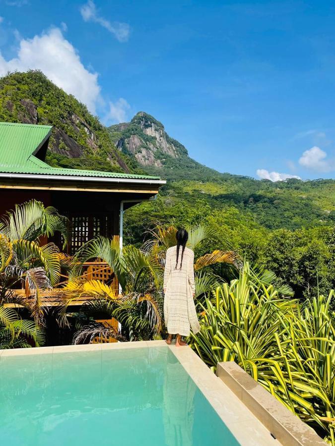 waterfall accomodation Port Glaud Esterno foto